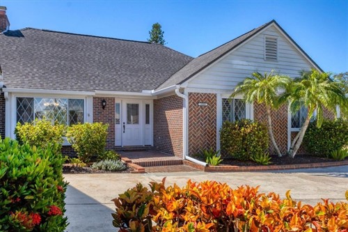 3808 El Conquistador Pkwy,  Bradenton, FL 34210