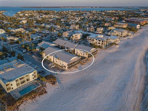 6700 Gulf Dr Unit B8,  Holmes Beach, FL 34217