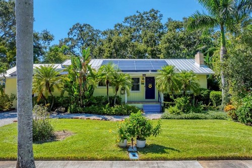 1002 22nd St W,  Bradenton, FL 34205
