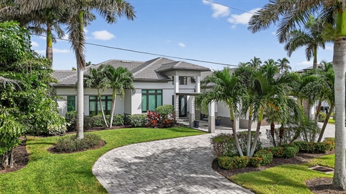 1135 Lorraine CT,  CAPE CORAL, FL 33904