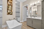 56-web-or-mls-051_P3000187