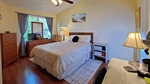 05 Bedroom2