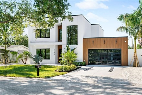 2226 Grove St,  Sarasota, FL 34239
