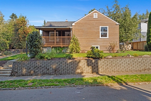 10130 NE 189th St #A,  Everett, WA 98011