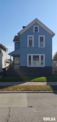 1839 W 4th St,  Davenport, IA 52802