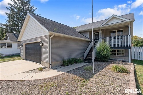 525 3rd Ave,  Hampton, IL 61256