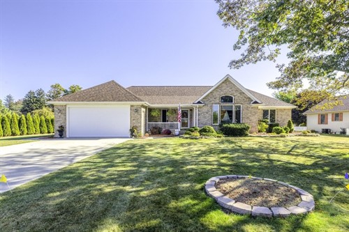 5389 William Dr,  Lexington, MI 48450