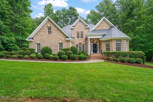 505 Deerhaven Ct,  Hillsborough, NC 27278