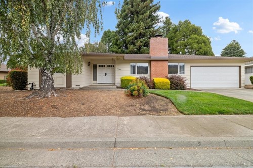 6549 Meadowridge Dr,  Santa Rosa, CA 95409