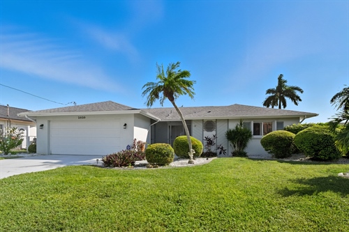 2030 SE 25th TER,  Cape Coral, FL 33904