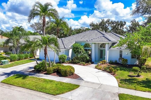 1104 Hoover St,  Nokomis, FL 34275