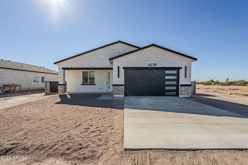 4230 N Montezuma Dr,  Eloy, AZ 85131