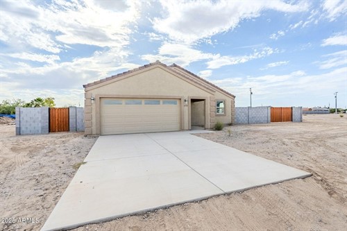 3720 N San Carlos Dr,  Eloy, AZ 85131