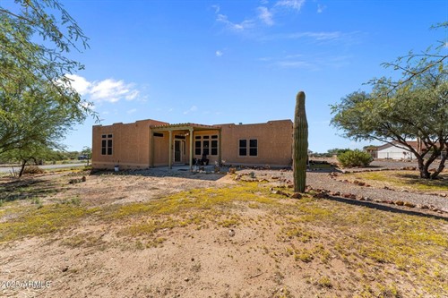 23315 W Staghorn Ln,  Congress, AZ 85332