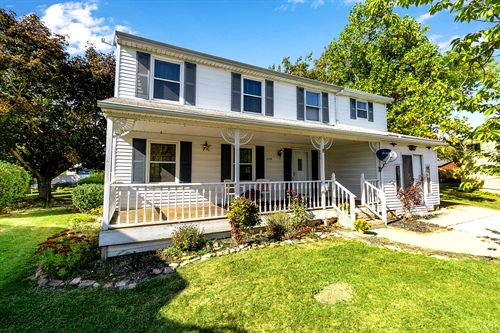 6708 Grissom Court,  Derby, NY 14047