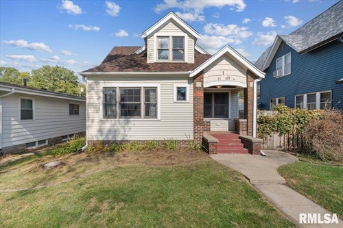 2421 15th Ave,  Moline, IL 61265