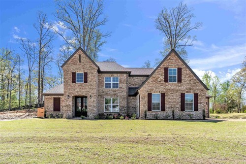 2067 Belmarie Dr,  Southaven, MS 38672