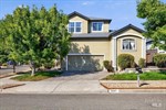 184 El Encanto Way,  Santa Rosa, CA 95409