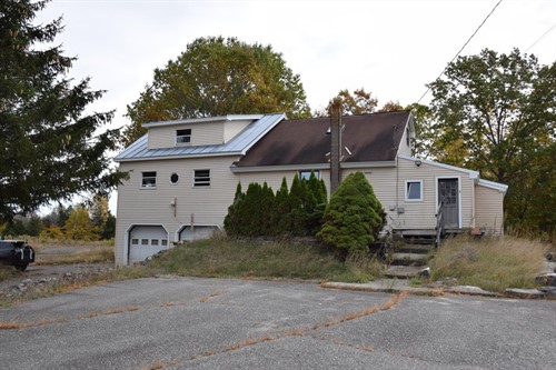 31 Red Barn Rd,  Norridgewock, ME 04957
