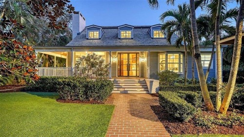 1774 Cherokee Dr,  Sarasota, FL 34239