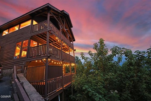 1154 Villa Overlook Way,  Gatlinburg, TN 37738