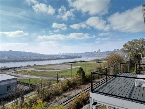 Hoff Avenue,  Cincinnati, OH 45226