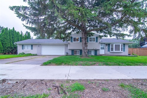 40611 W 10 Mile Rd, Novi, MI 48375