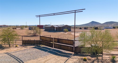 46423 W Trotter Rd, Wickenburg, AZ 85390