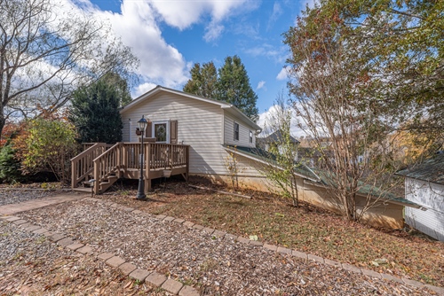 223 Davidson Road, Swannanoa, NC 28778