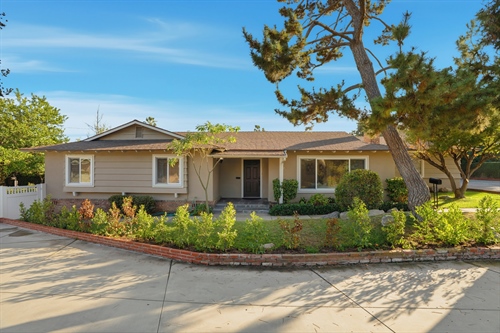 3032 Wallingford Rd., Pasadena, CA 91107