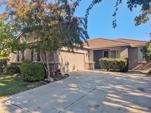 135 Gold Dust Dr, Valley Springs, CA 95252