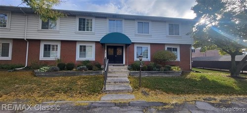 2471 Mulberry Rd Unit 16, Bloomfield Township, MI 48302