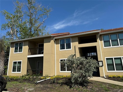 4036 Crockers Lake Blvd # 21,  Sarasota, FL 34238