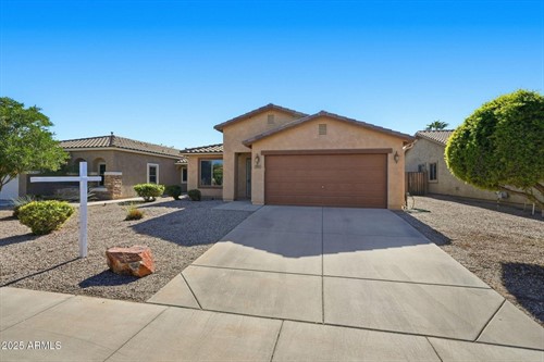 2851 W Kristina Ave, San Tan Valley, AZ 85144