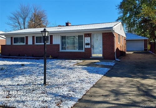 357 S Dobson St, Westland, MI 48186