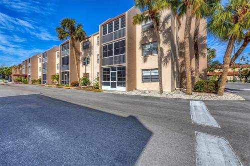 519 Albee Farm Rd Apt 316,  Venice, FL 34285