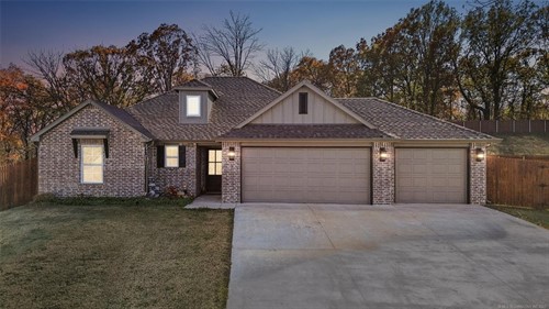 21870 E Morgan Rd,  Claremore, OK 74019