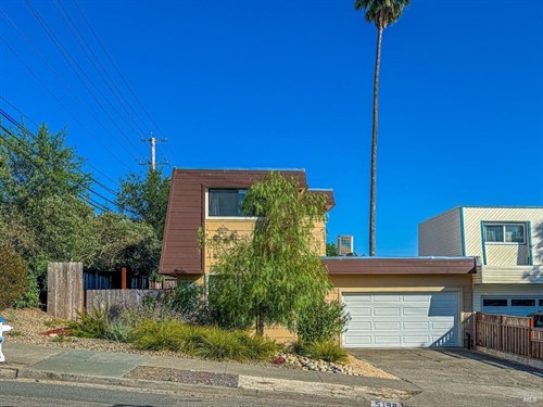 5198 Parkhurst Dr, Santa Rosa, CA 95409