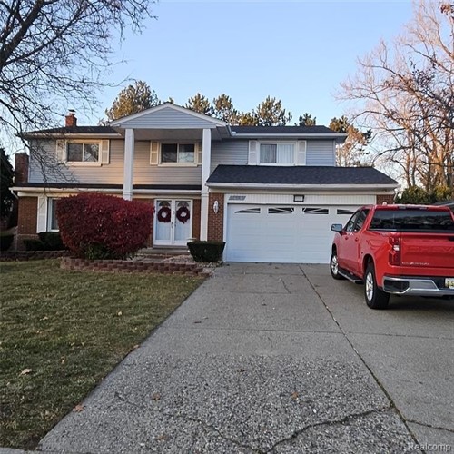 17140 New Jersey St, Southfield, MI 48075