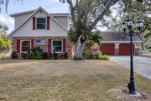 2115 Shadow Oaks Rd, Sarasota, FL 34240