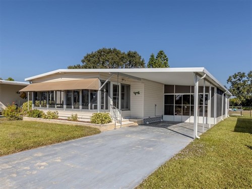 710 Fairmount Dr, North Port, FL 34287