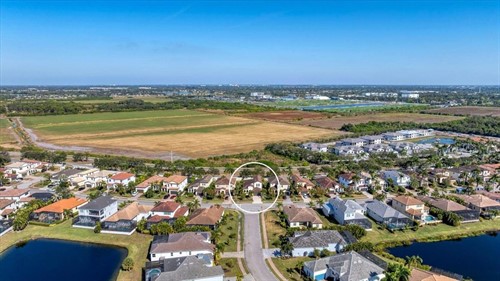 5727 Title Row Dr,  Bradenton, FL 34210