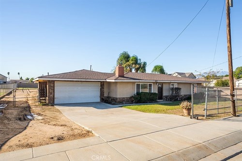 5973 Hudson St,  Jurupa Valley, CA 92509