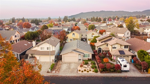 1416 Middlebrook Way,  Rohnert Park, CA 94928