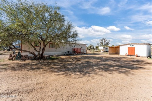 22590 W Pacific St, Congress, AZ 85332