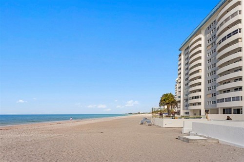 1750 Benjamin Franklin Dr Apt 9G, Sarasota, FL 34236