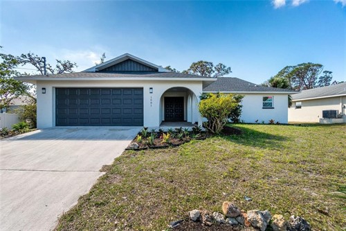 1081 Humboldt St,  Englewood, FL 34224