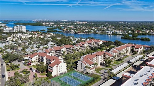 6265 Midnight Pass Rd Apt 306,  Sarasota, FL 34242