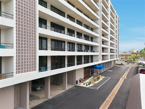 6415 Midnight Pass Rd Apt 211,  Sarasota, FL 34242