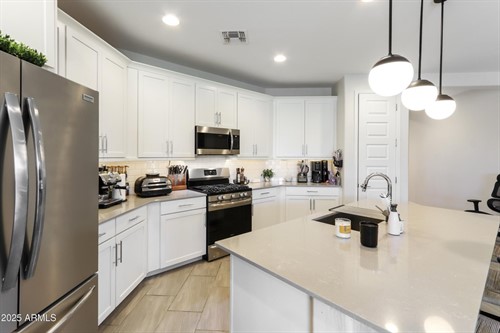 2499 N Casa Grande Ave,  Casa Grande, AZ 85122